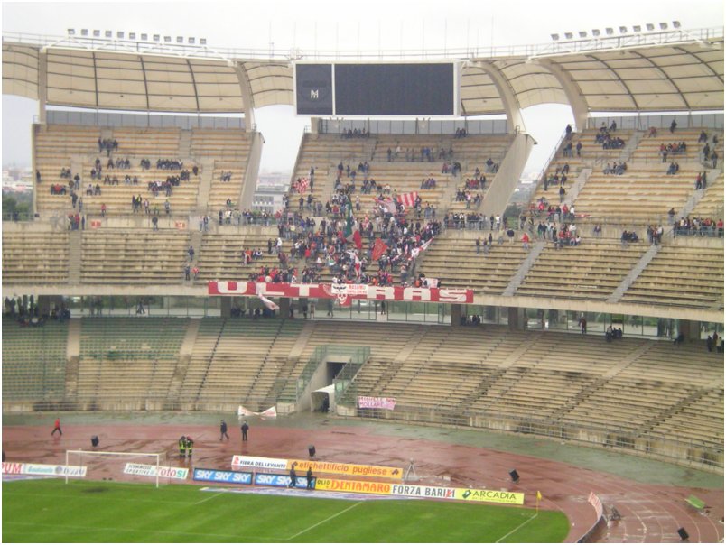 Bari - Arezzo 07.11.2004 043